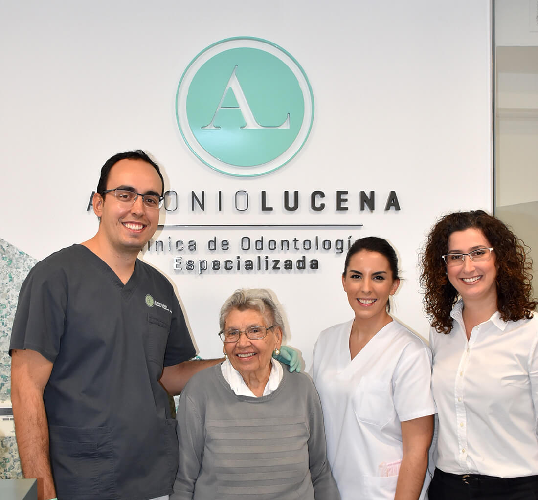 clinica-dental-Cordoba-Antonio-Lucena